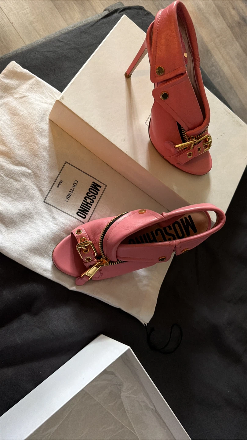 Size 7Moschino Couture Pink Heeled Sandals
