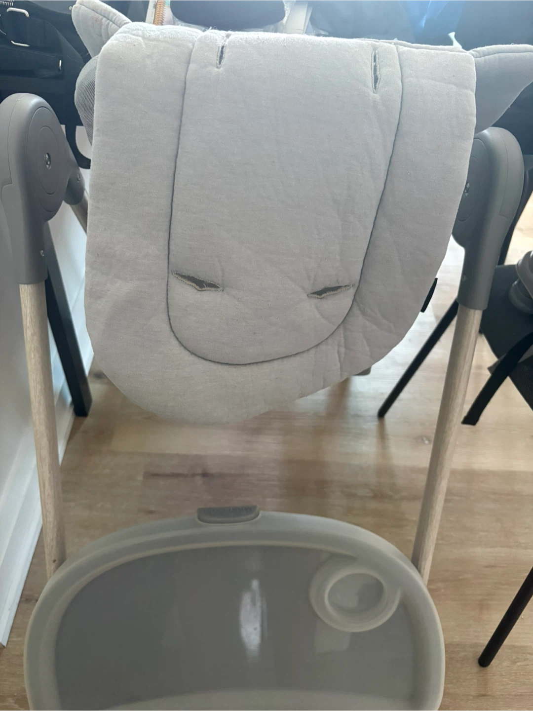 Maxi-Cosi High Chair - photo 3