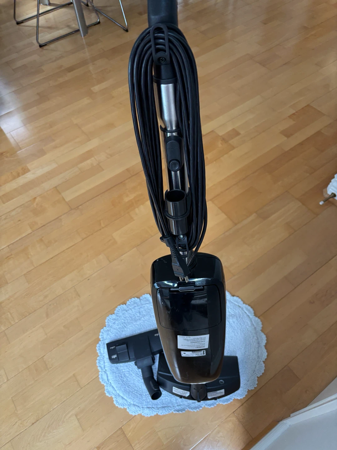 Miele S147 Active Air Clean Stick Vacuum - photo 4