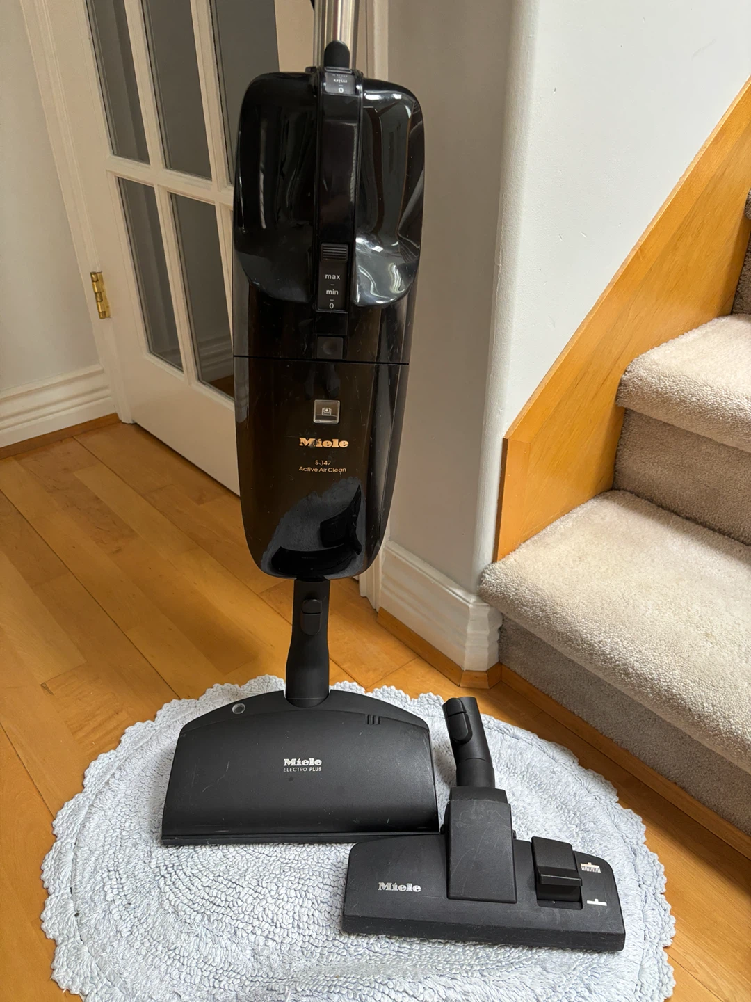 Miele S147 Active Air Clean Stick Vacuum - photo 5