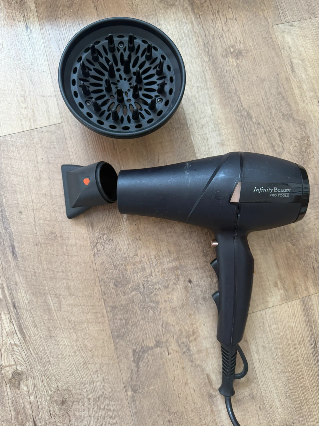 Infinity Beauty PRO TOOLS Hair Dryer