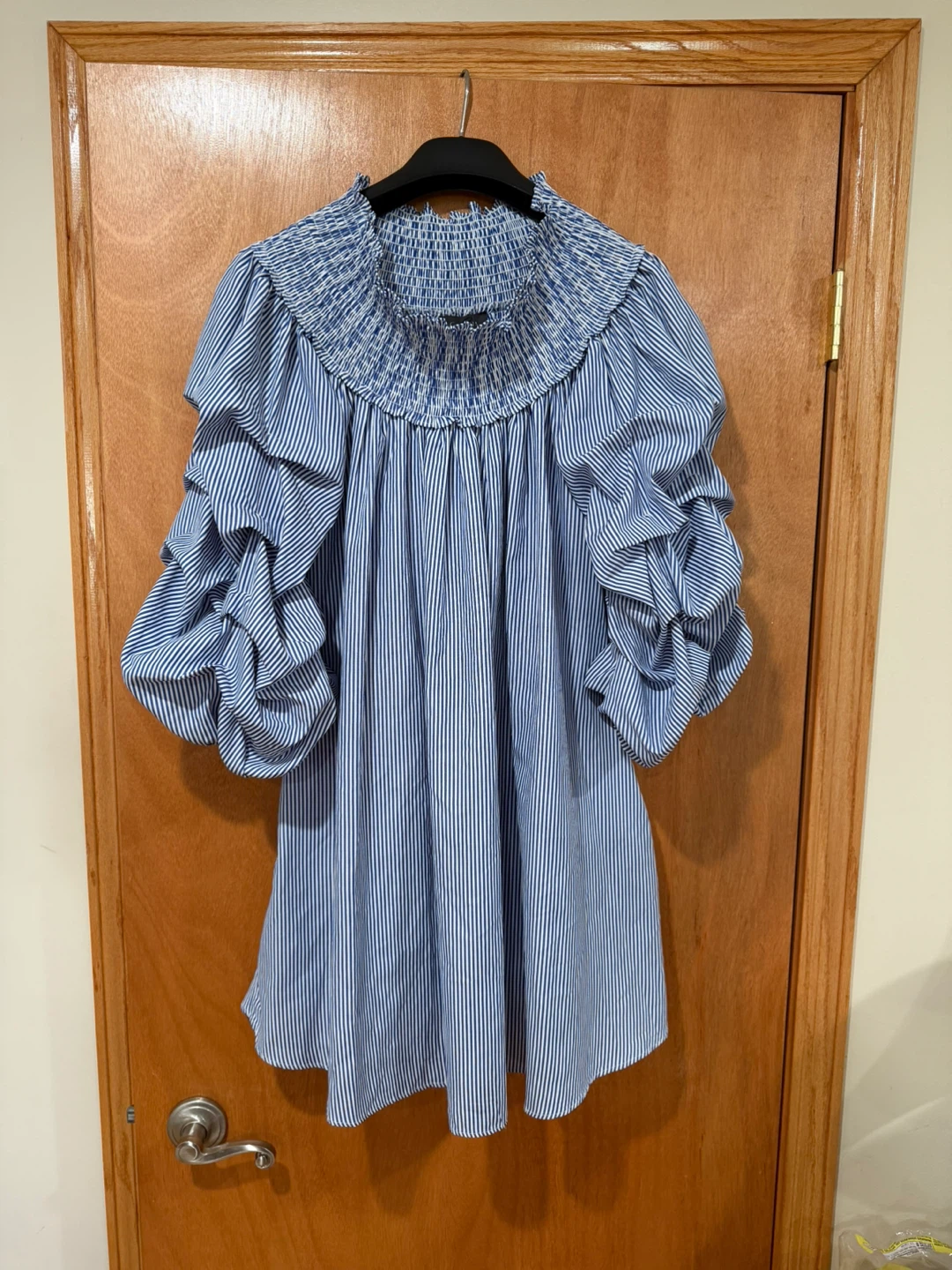 Gracia Blue Striped Ruffle Sleeve Top