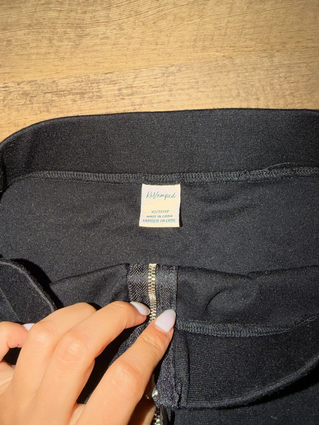 Black Front-Zip Mini Skirt - photo 2