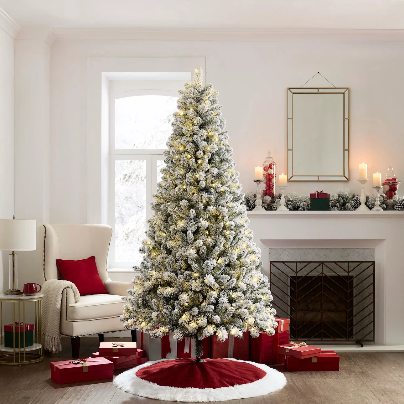 New Holiday Time 7.5' Pre-lit Flocked Frisco Pine Christmas Tree - photo 2