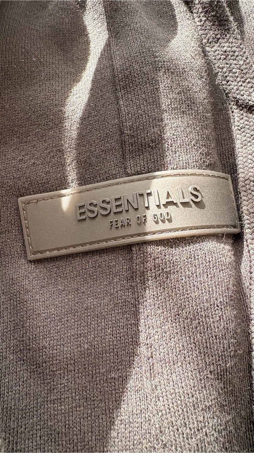 ESSENTIALS Fear of God Shorts Black - Large - photo 3