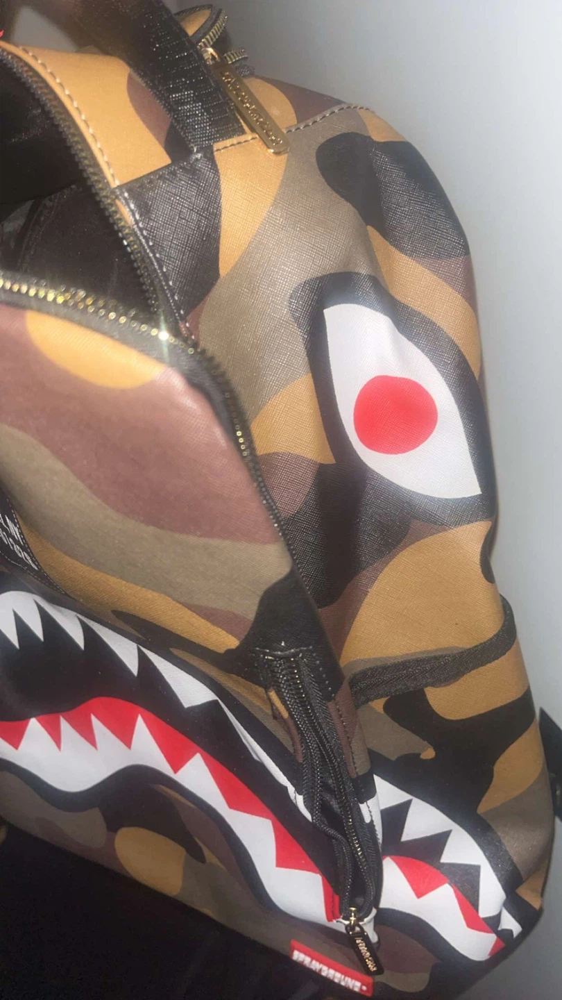 Sprayground Shark Camo Backpack - photo 3