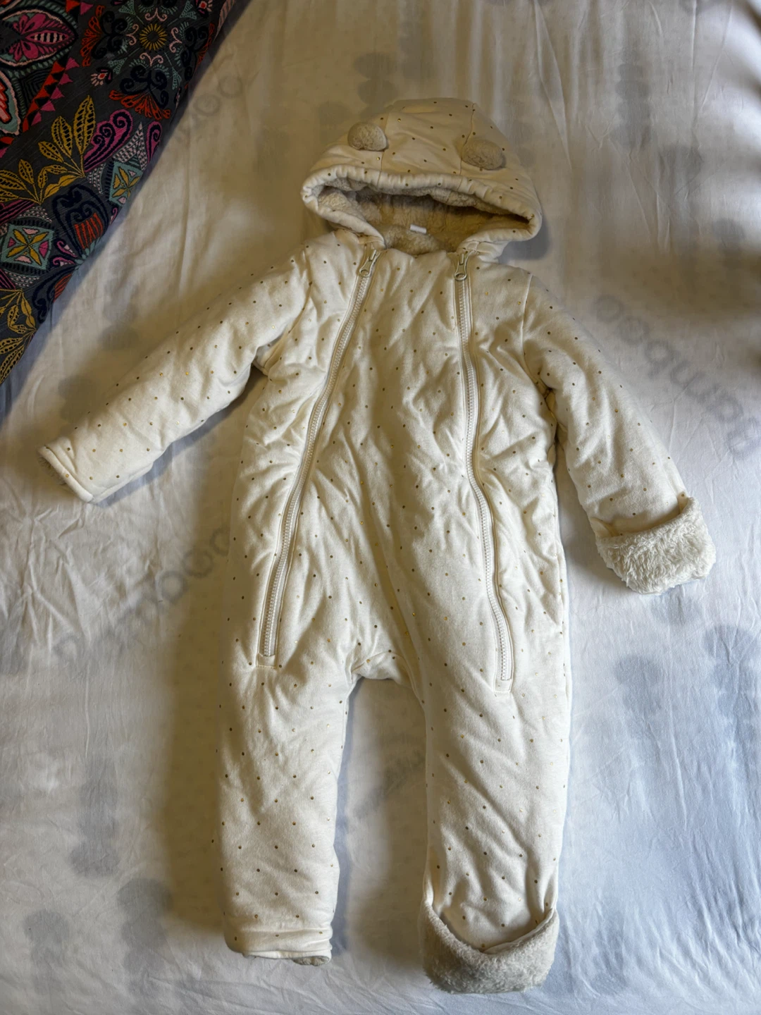 Baby Gap Baby Snow Suit- Very warm! 6-12months - photo 3