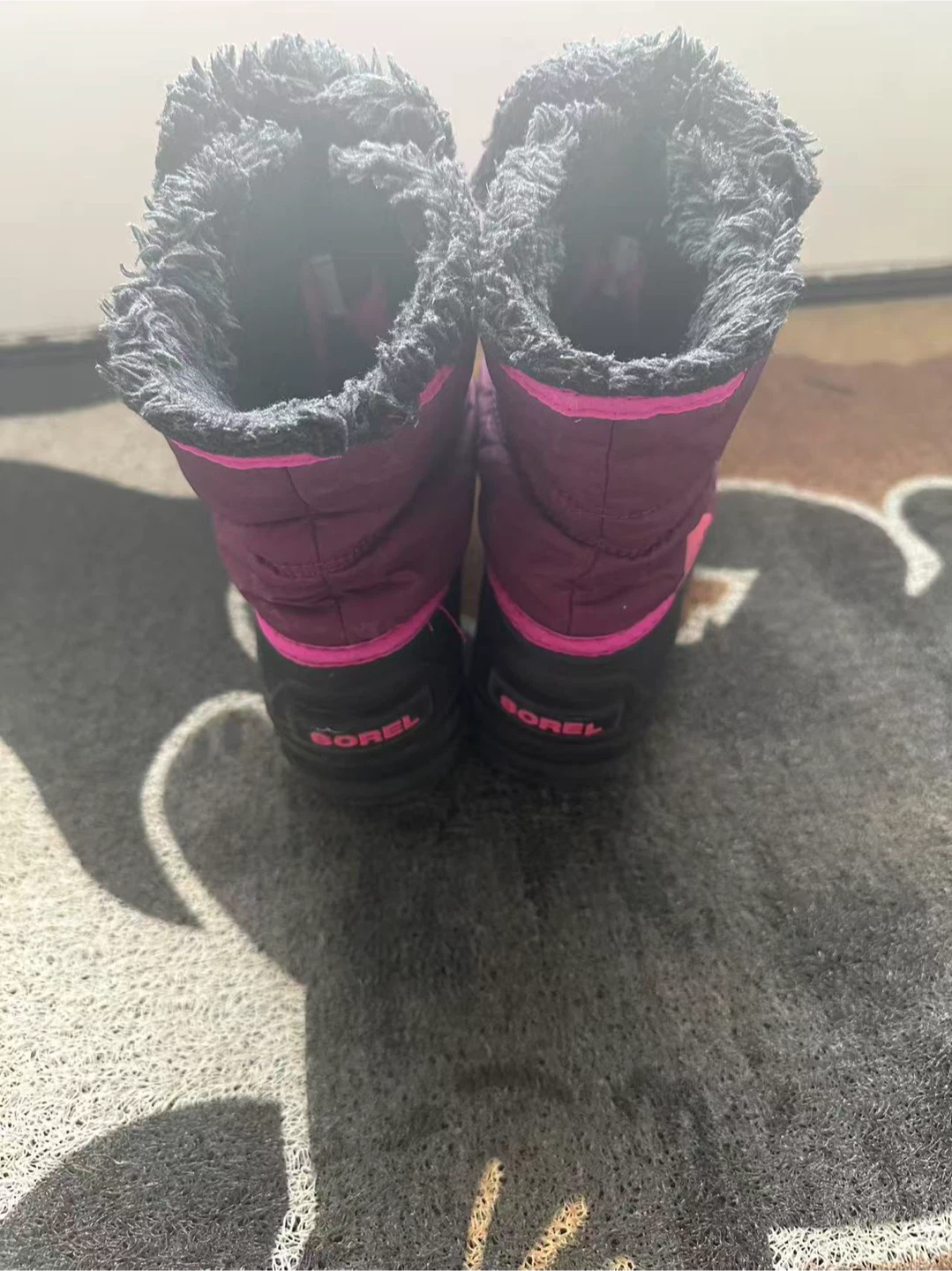 Sorel Winter Boots girl size 12 - photo 2