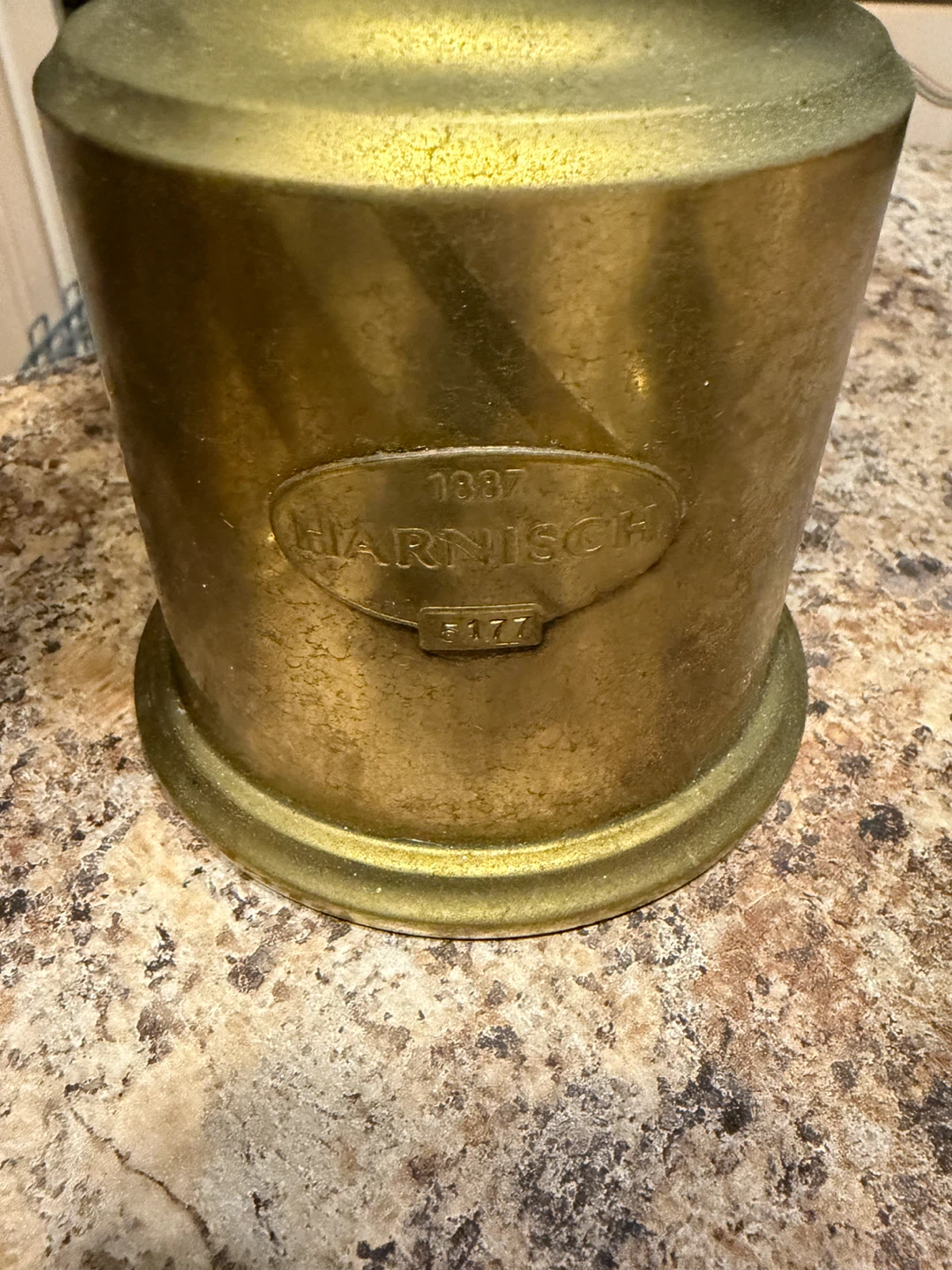 Pair of Vintage Harnisch Brass Oil Lamps - photo 2
