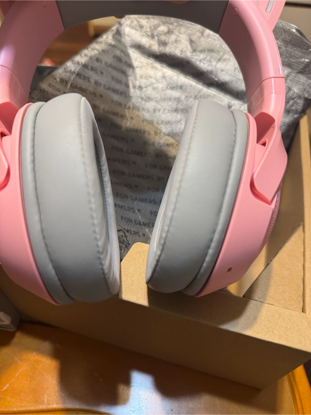 Razer Kraken Kitty V2 BT Quartz Edition Wireless Headset - photo 4