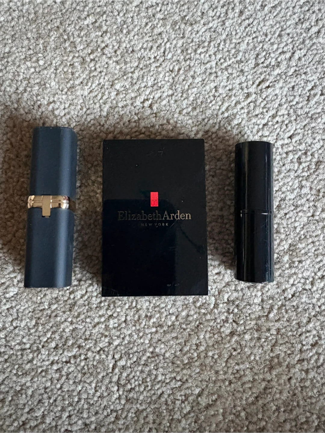 Elizabeth Arden Blush, L’Oréal and Lacombe lipstick - photo 2