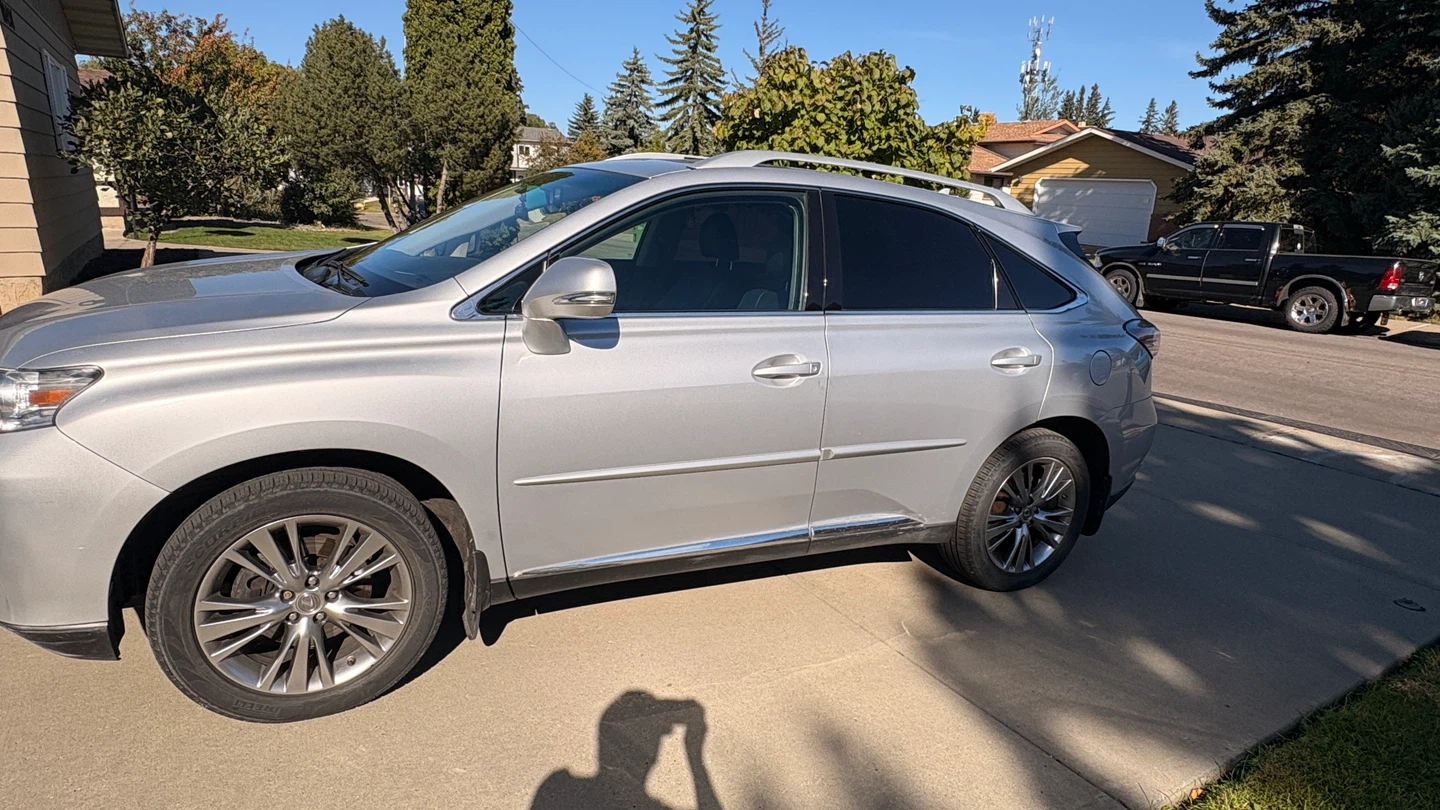Lexus RX350 SUV - photo 2