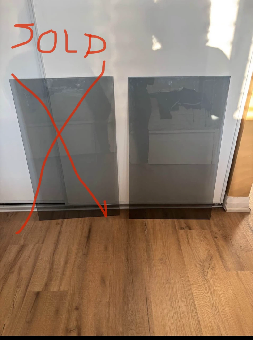 IKEA Malm Smoky Glass top - photo 3