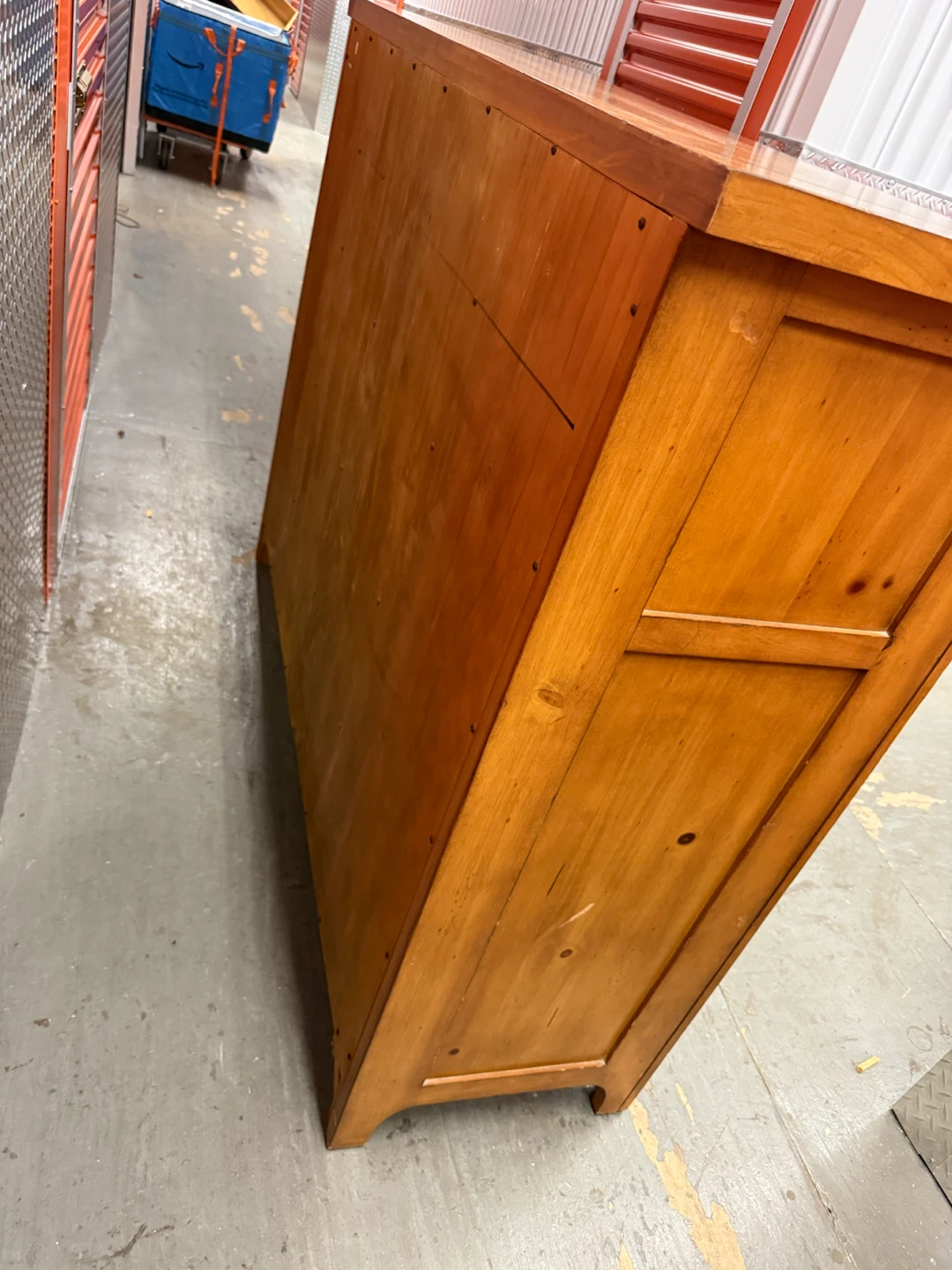 Large Wood Dresser / Chest – Tons of Storage - photo 3