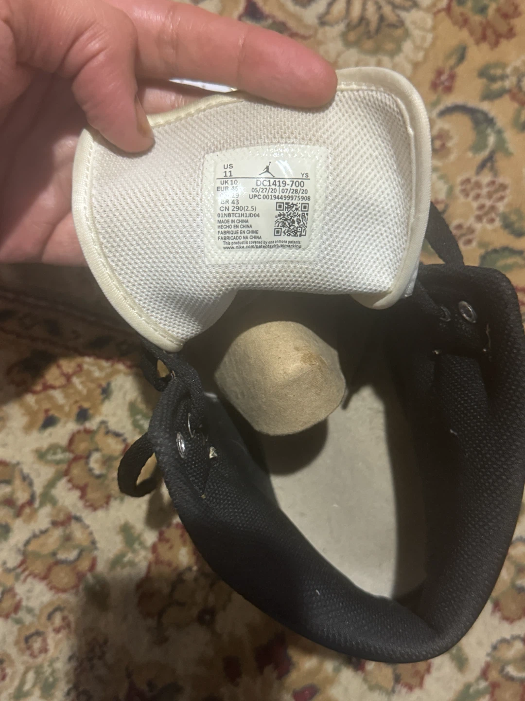 NIKE AIR JORDAN 1 Mid SE Size 11 Gold - photo 3
