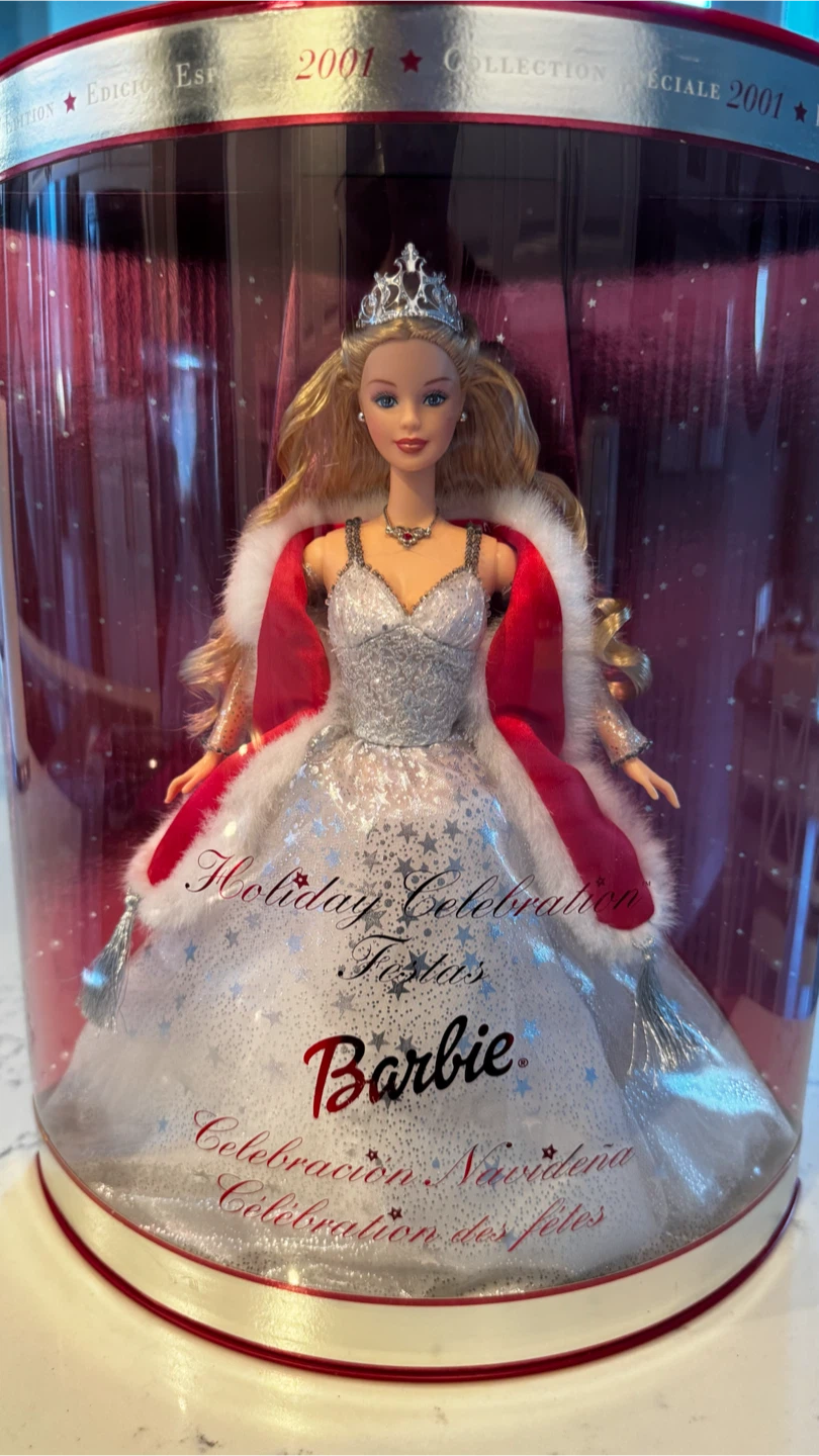 Barbie Doll Bundle: Millennium Wedding & 2001 Holiday - photo 3