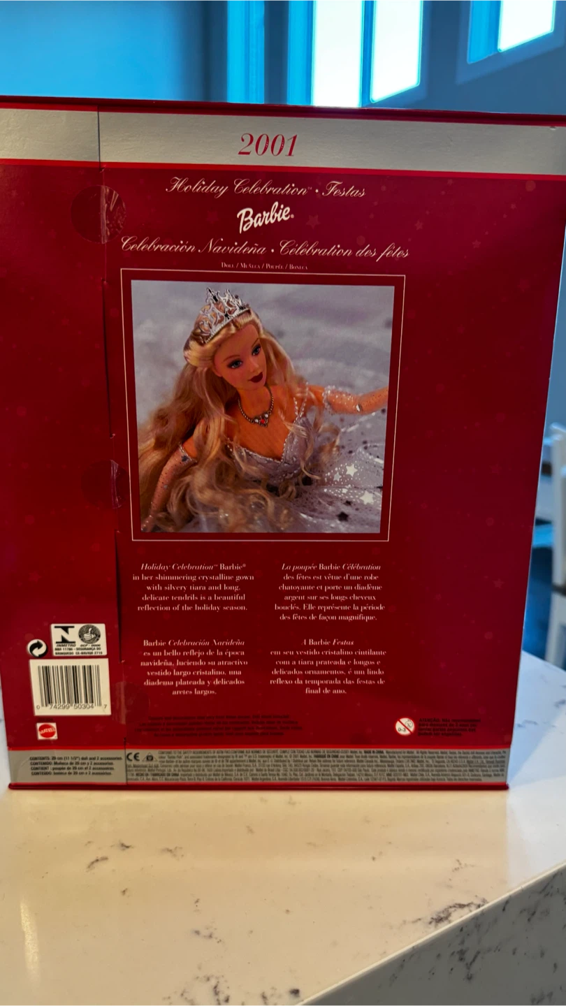 Barbie Doll Bundle: Millennium Wedding & 2001 Holiday - photo 4