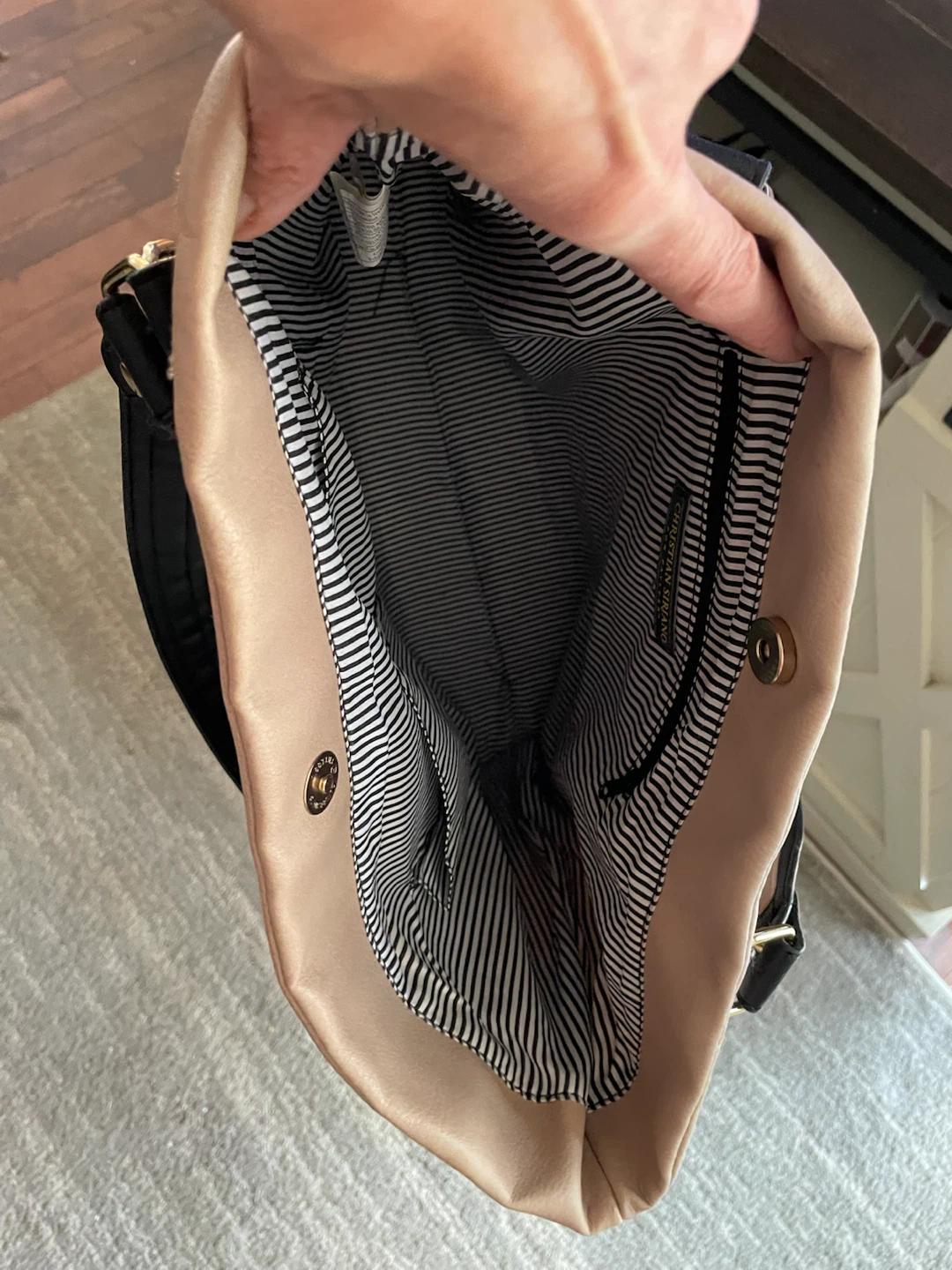 Christian Siriano Two-Tone Tote Bag - photo 4