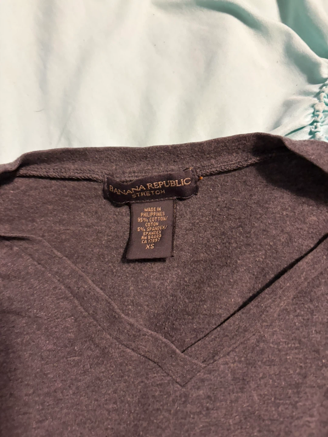 Banana Republic V-Neck Long Sleeve Shirt - XS - photo 2