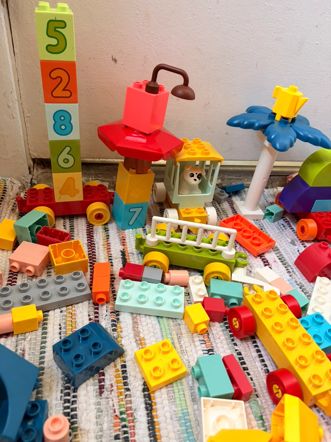 Legos 145 pieces - photo 2