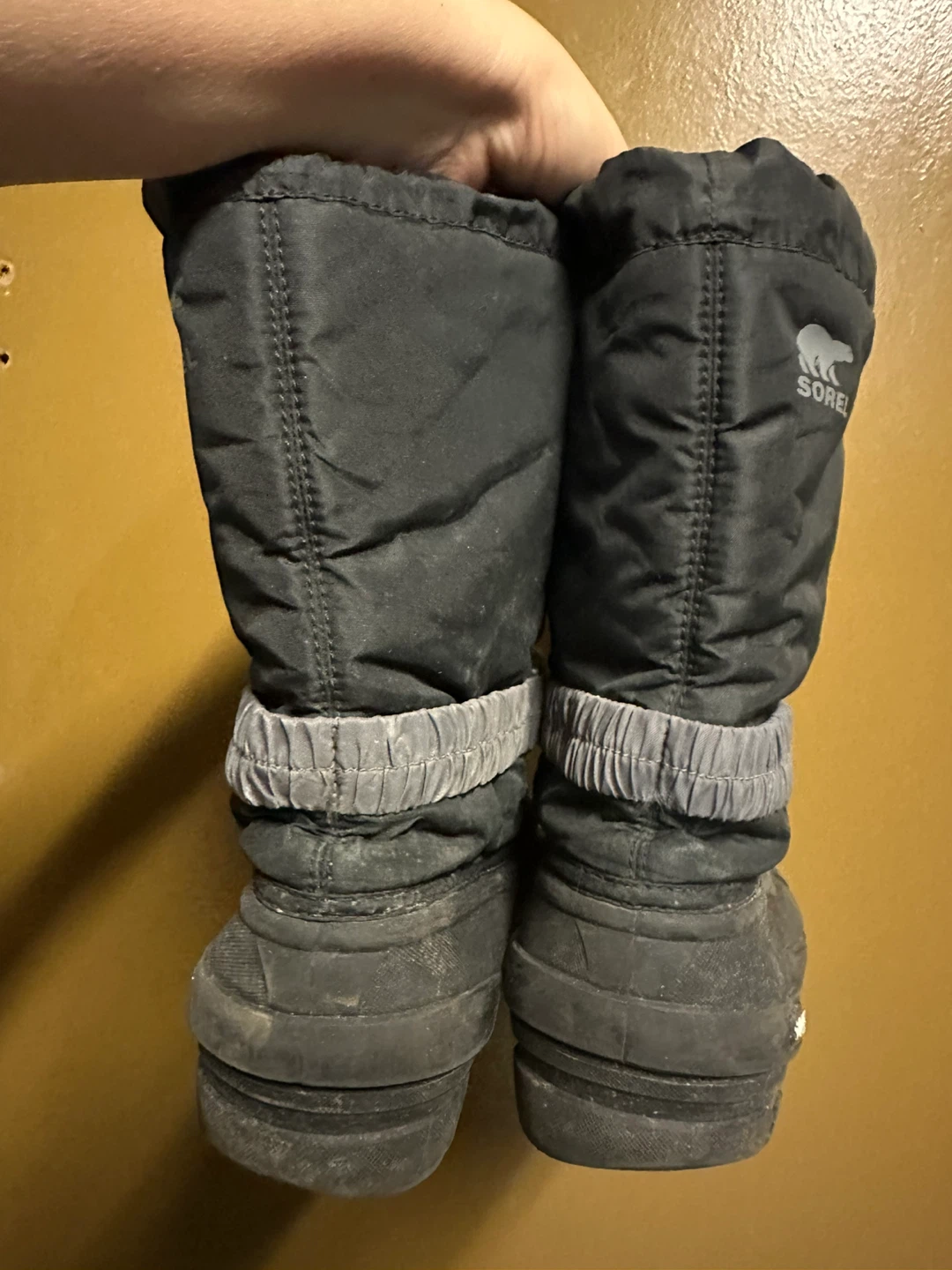 Sorel Black Winter Boots Youth Boys Size 7 - photo 3