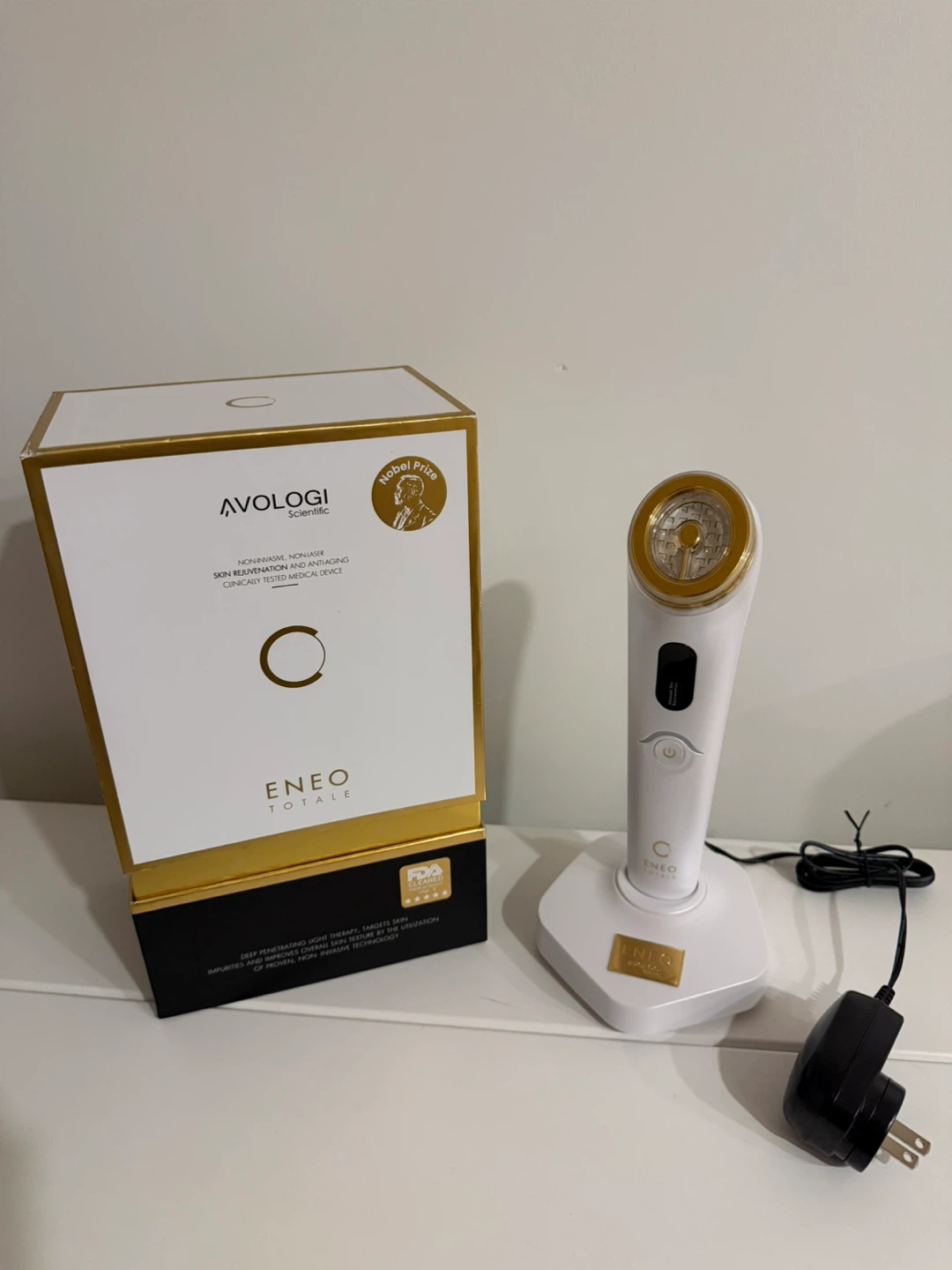 Avologi Eneo Totale Anti-Aging Device