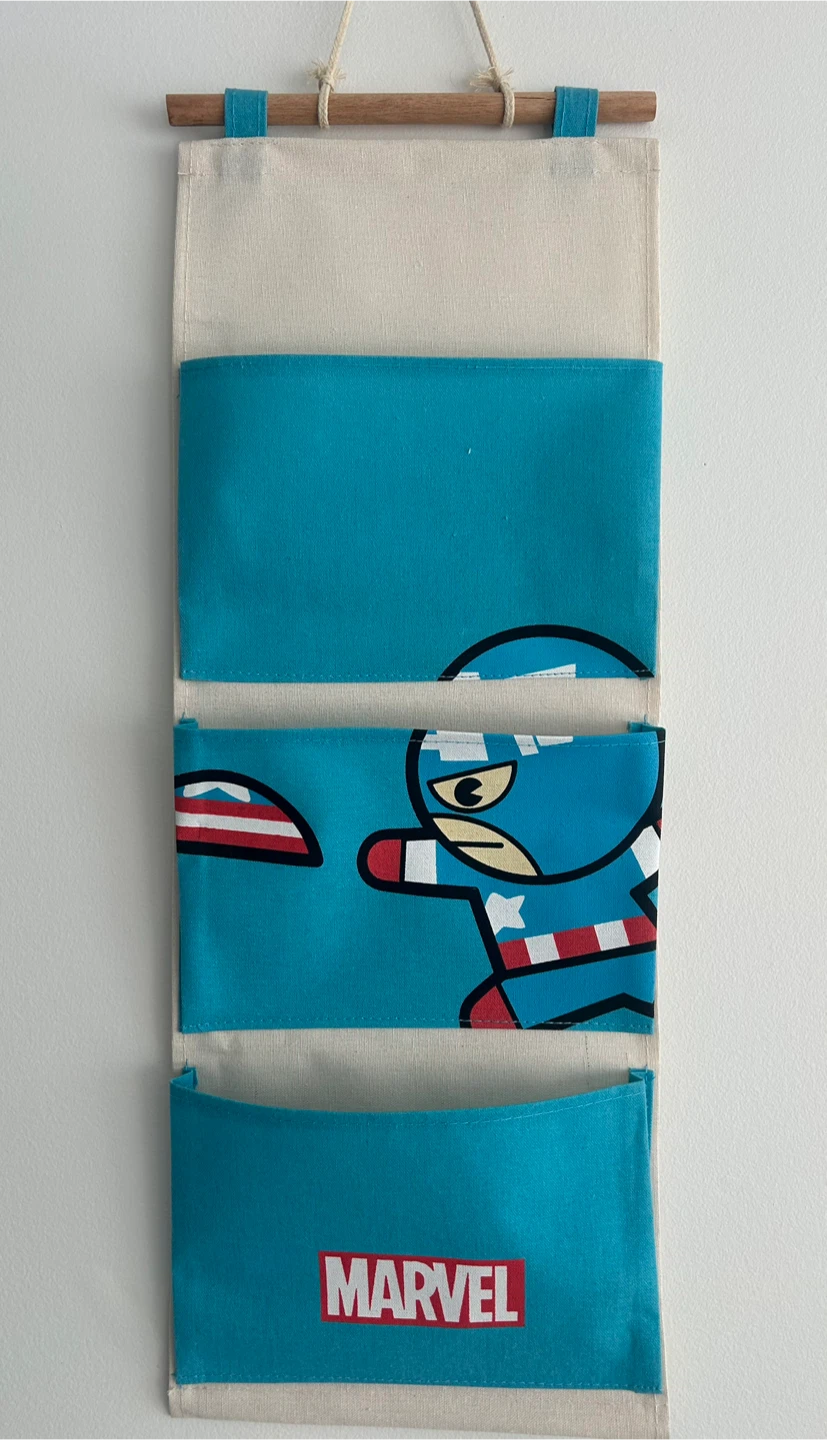 Marvel Captain America hanging wall storage - photo 4
