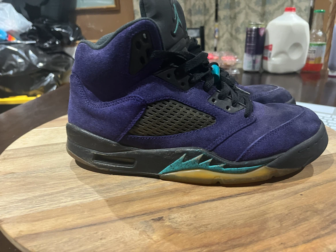 Jordan 5 Retro Alternate Grape - photo 3
