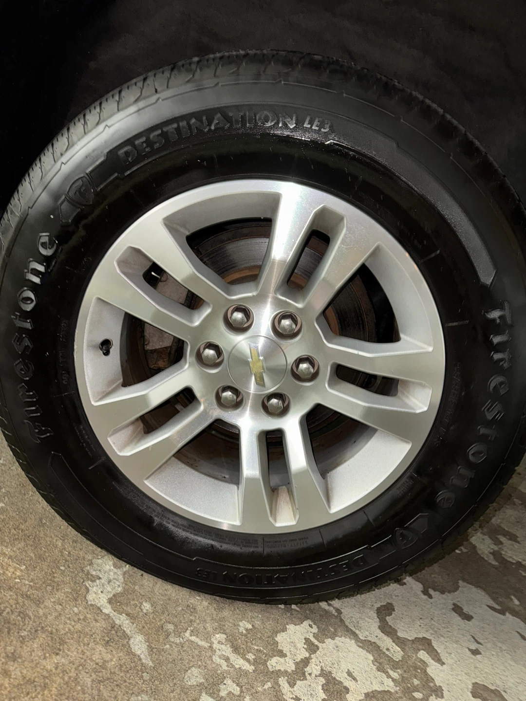 Set of 4 Chevrolet Alloy Wheels with Tires - photo 3