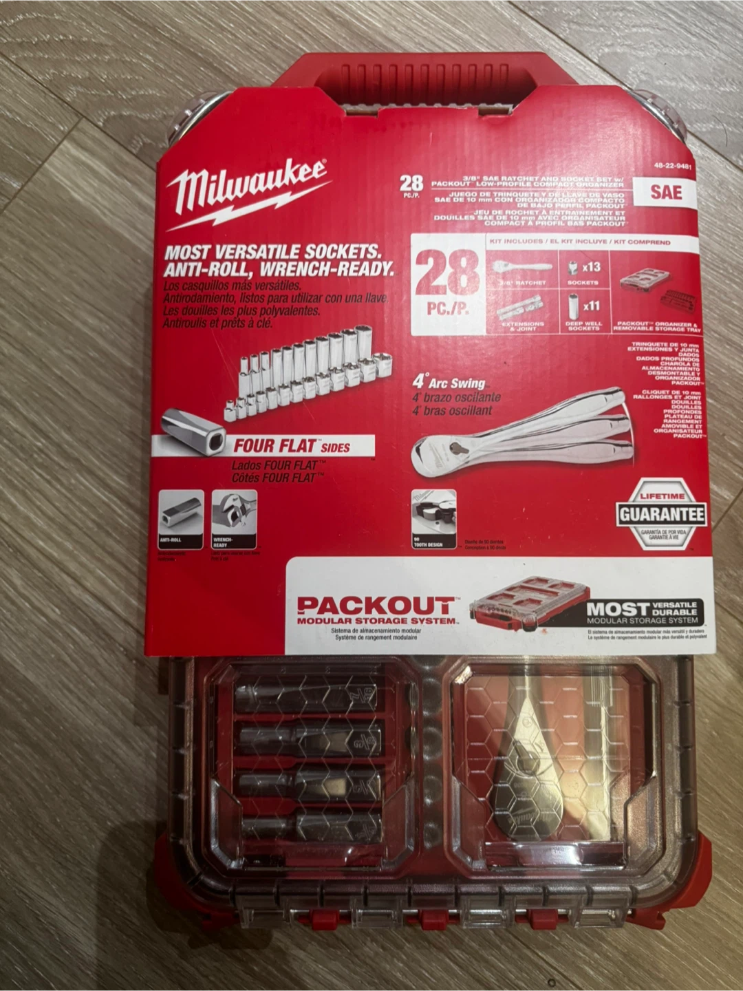 Milwaukee 28pc 3/8" Drive SAE Ratchet & Socket Set