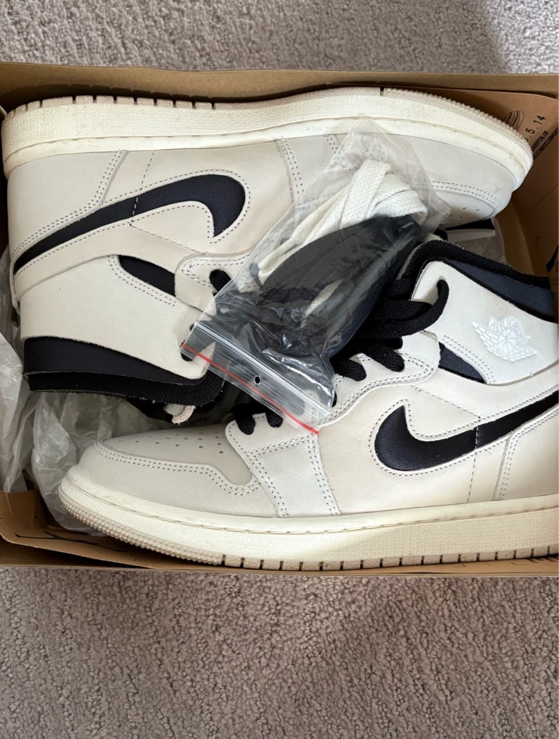 Nike Air Jordan 1 Summit White - photo 2