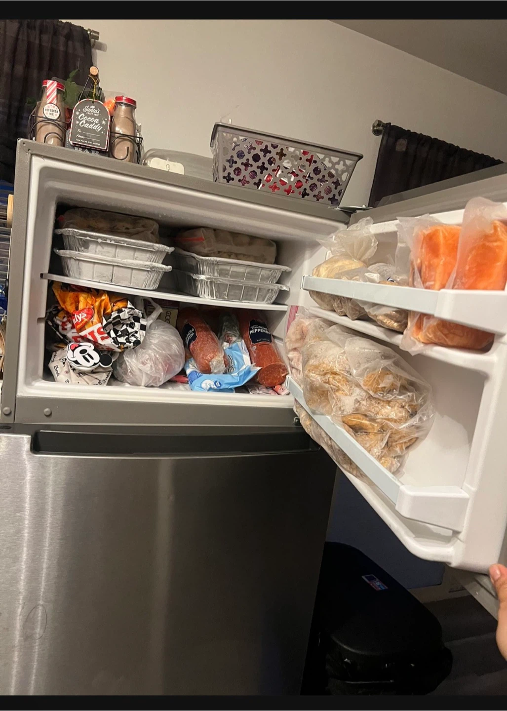 Whirlpool Top-Freezer Refrigerator - photo 4
