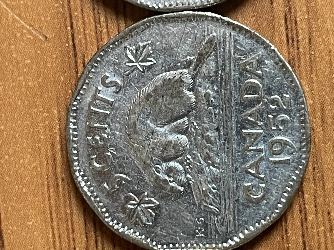1952 Canadian 5 Cents Beaver Nickel - photo 2