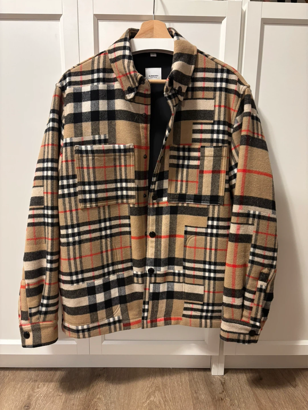 Burberry Wool Check Jacket – Size S – Unworn