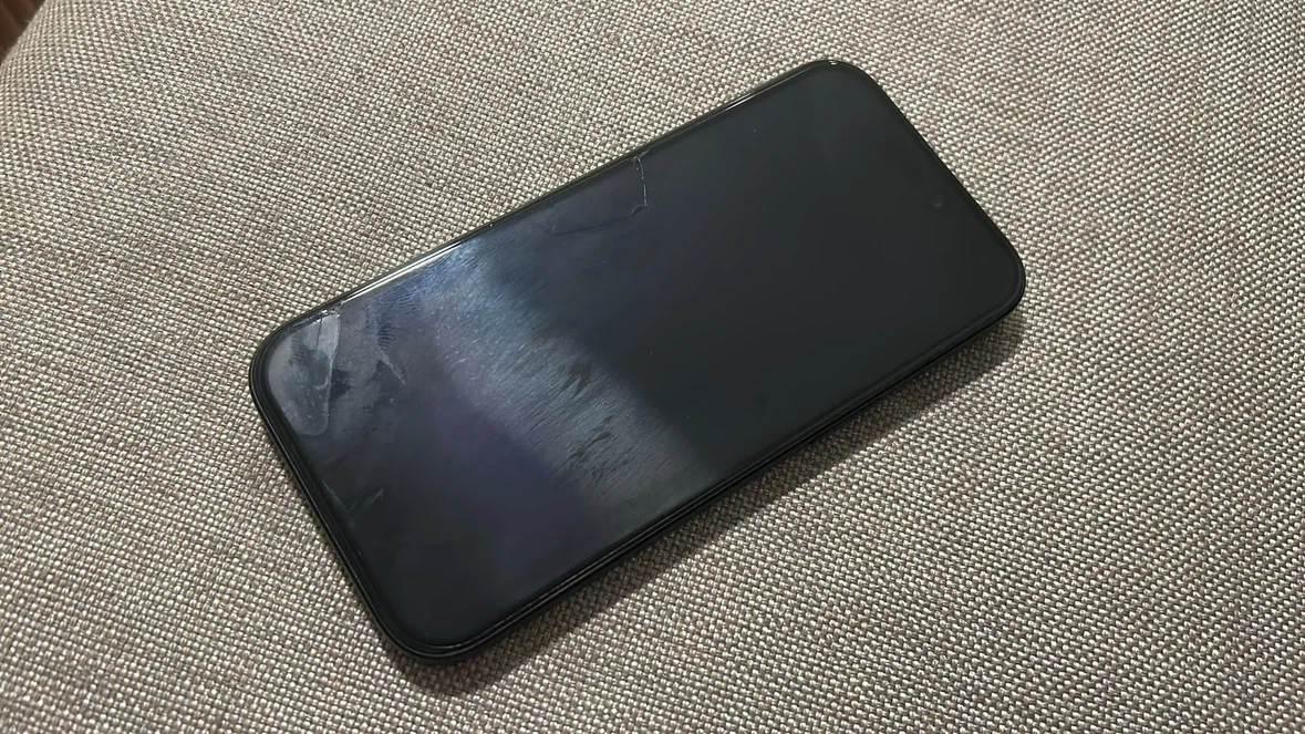 Apple iPhone 15 Black 128 gb - photo 2