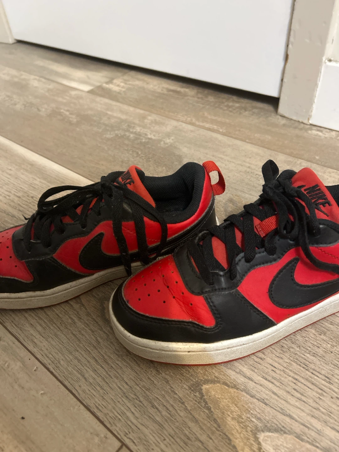 Nike Kids Shoes Size 4.5Y - photo 2