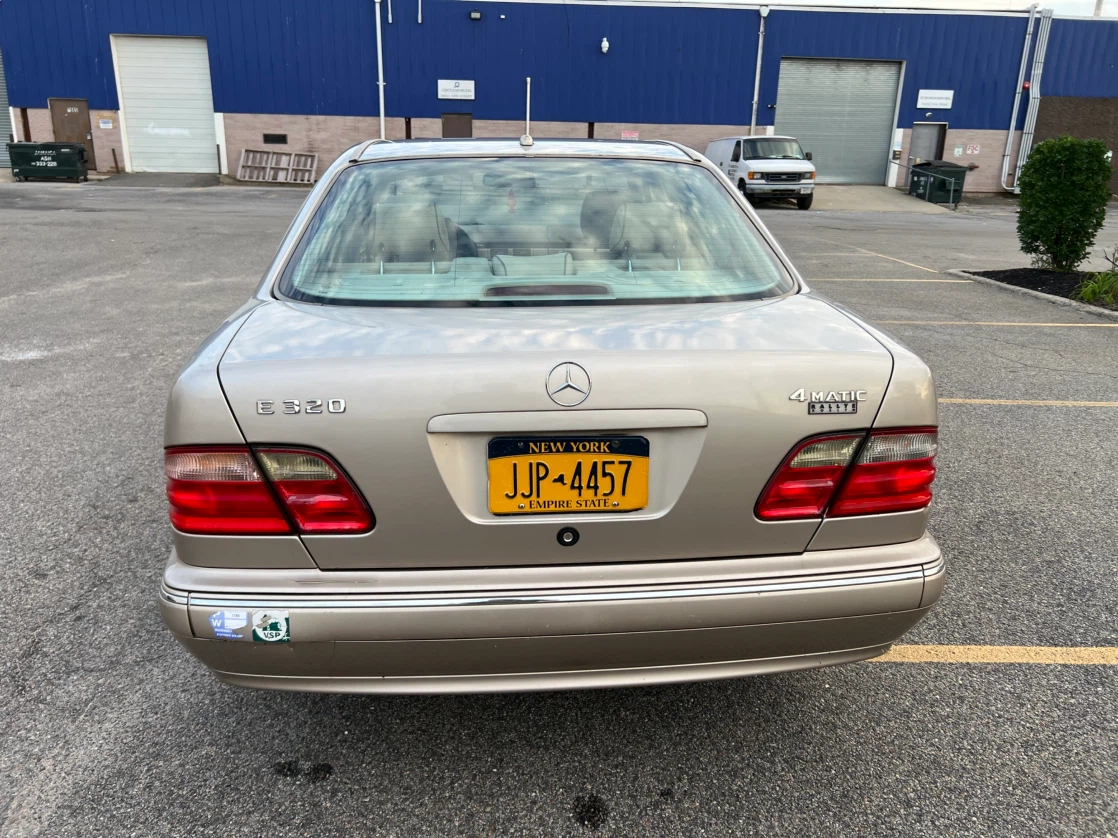 2000 Mercedes-Benz E320 AWD Low Miles - photo 5