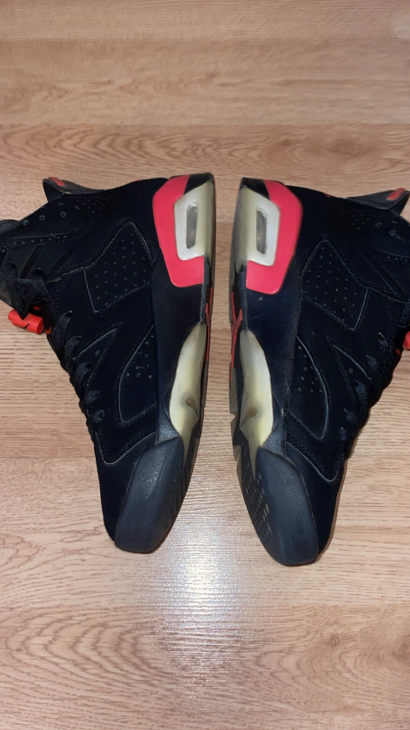 Size 8 men’s Jordan 6 infered 25& - photo 4