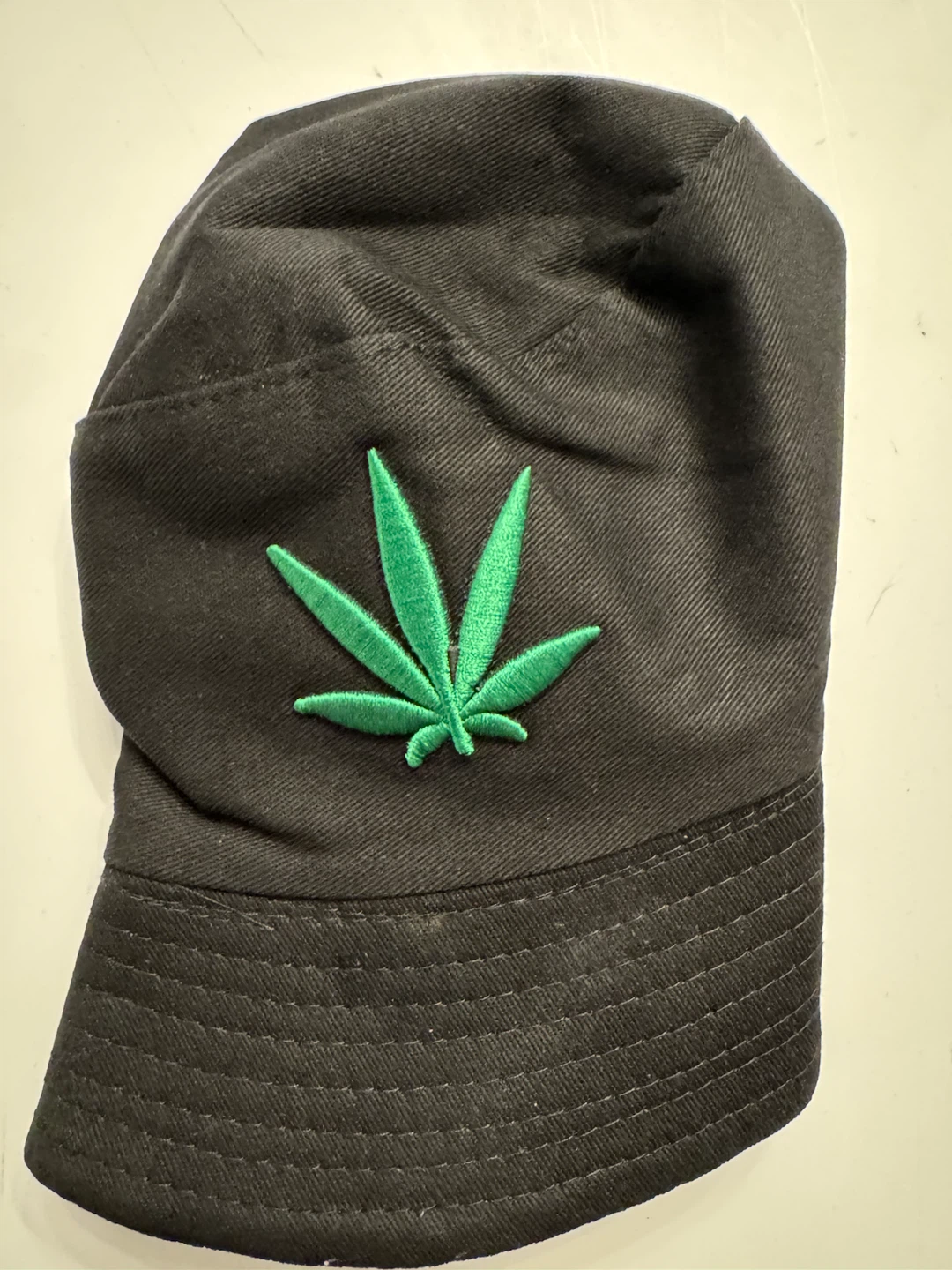 Black Bucket Hat with Embroidered Leaf - photo 3