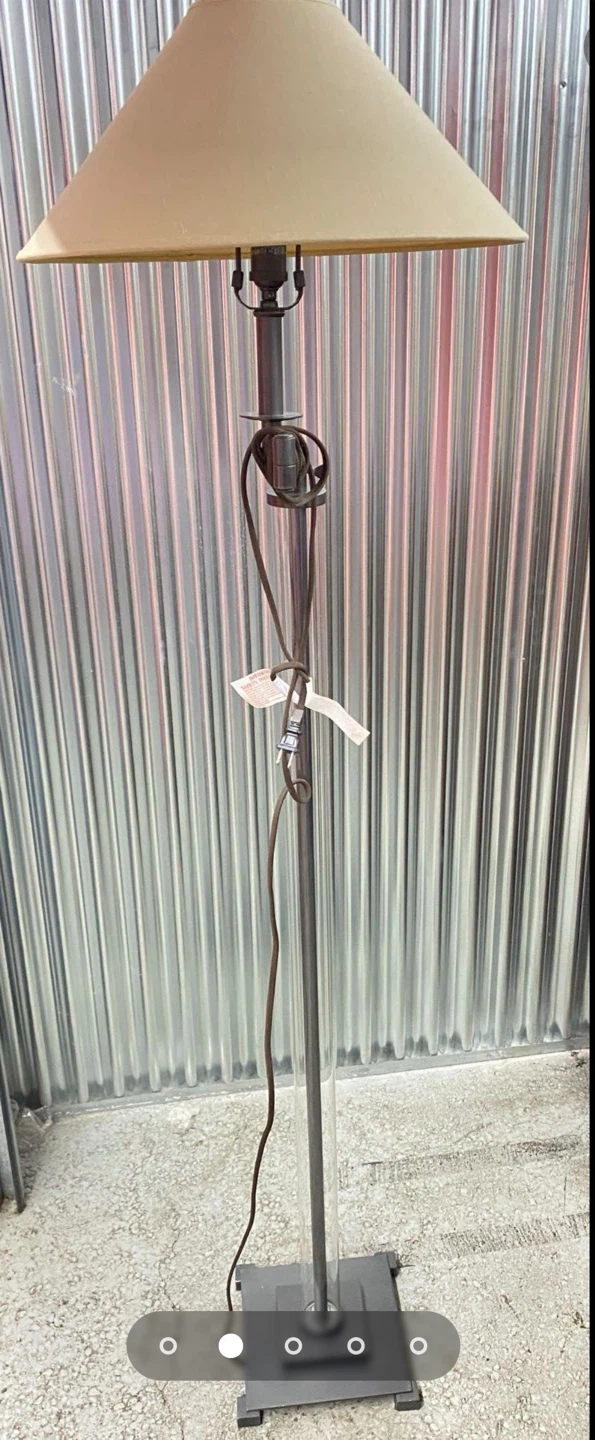 Clear Acrylic and Metal Floor Lamp - photo 2
