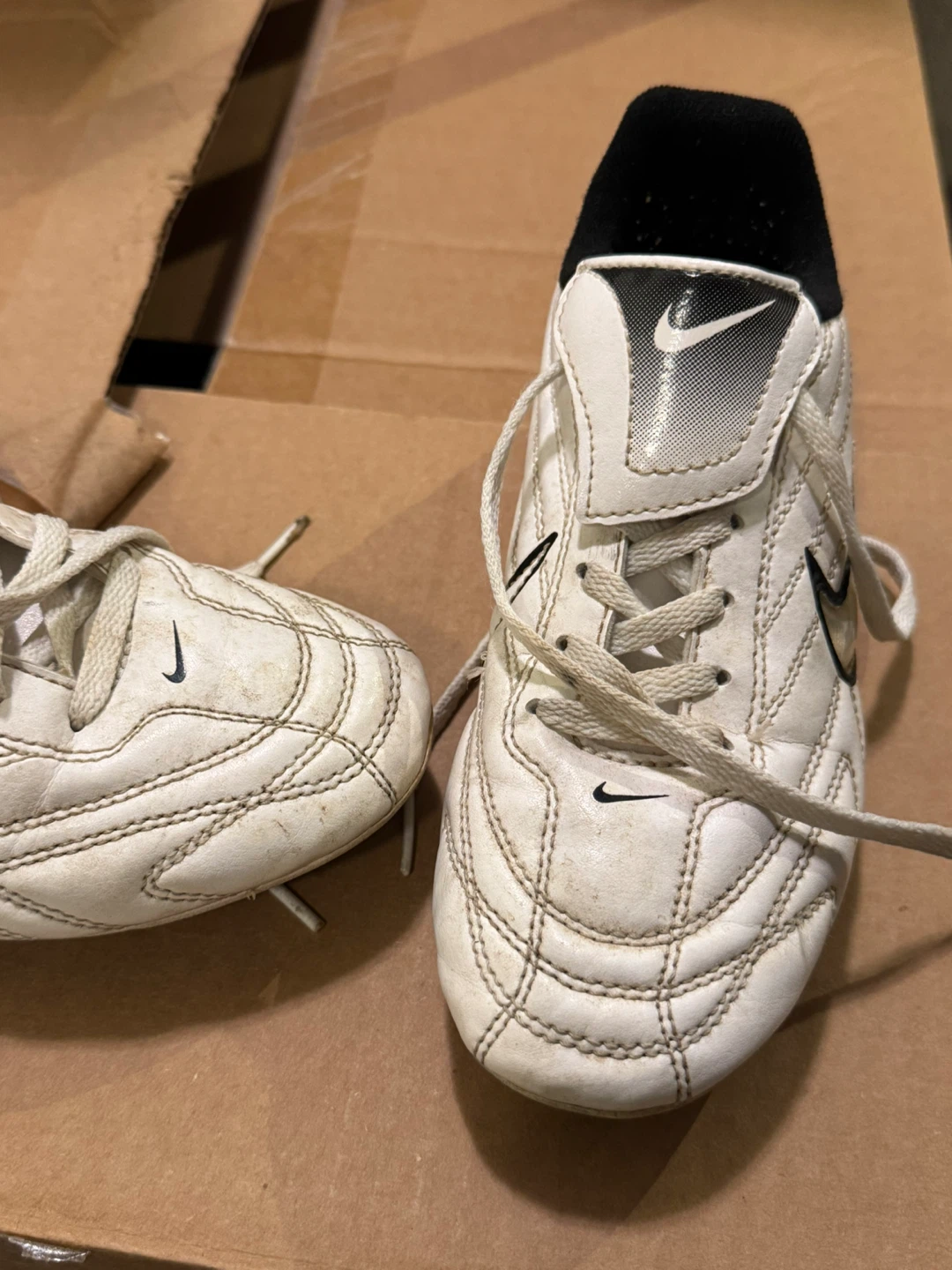 Nike Kids Soccer Cleats - Size 2Y - photo 3