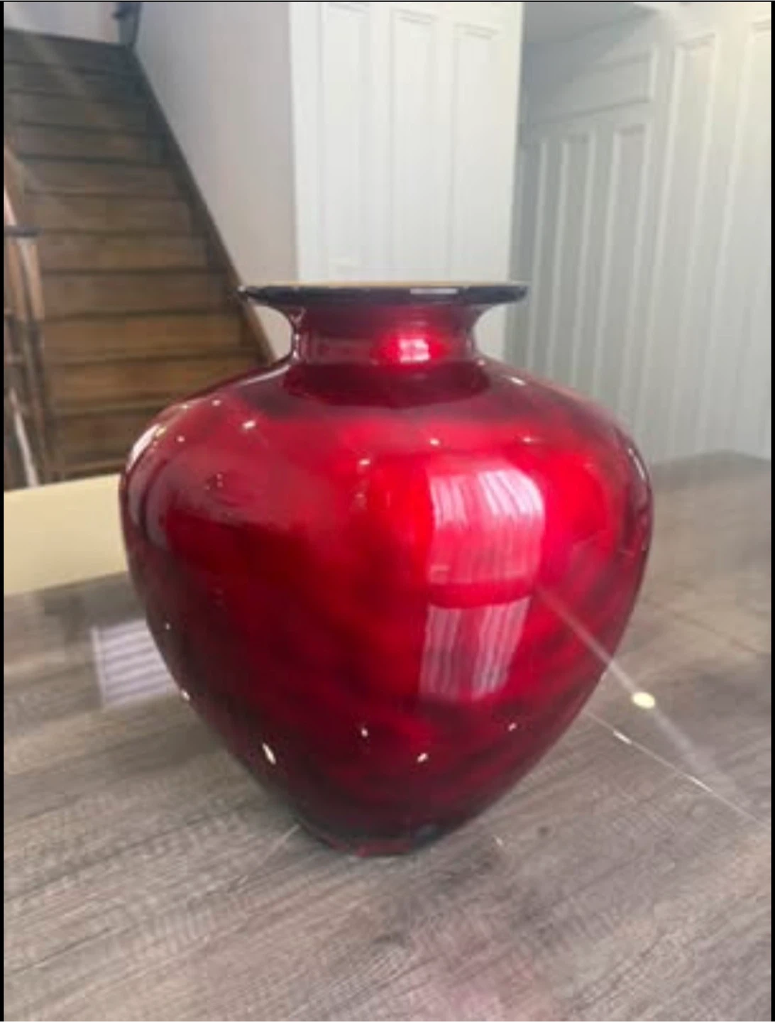 Made in Spain Red Art Glass Vase with Gold Rim - photo 3
