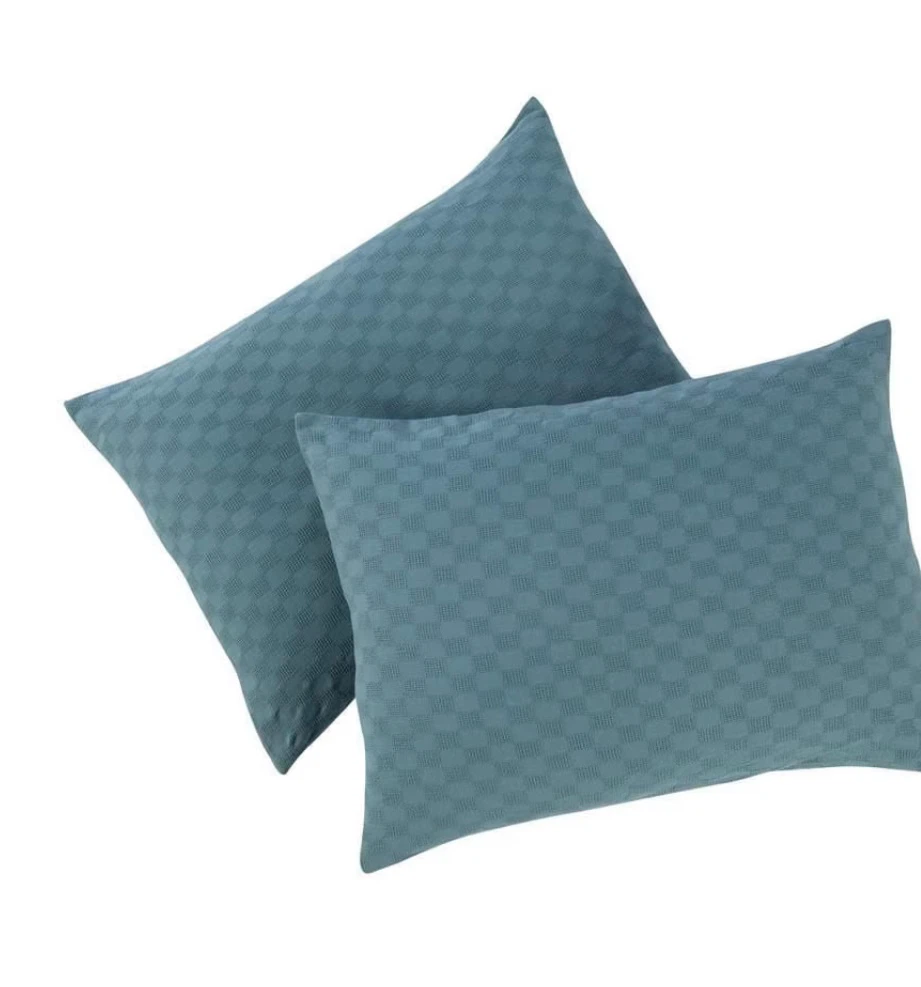 🛏️ Better Homes & Gardens 3-Piece Comforter Set – $50 - photo 2