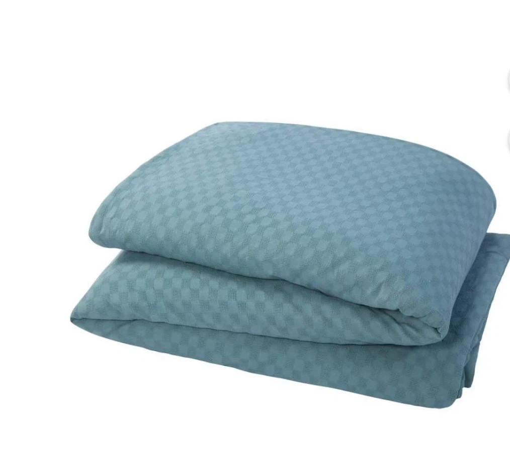 🛏️ Better Homes & Gardens 3-Piece Comforter Set – $50 - photo 3