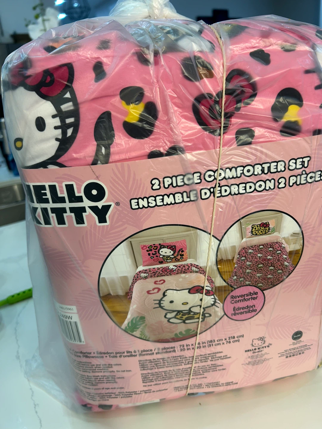 Hello Kitty “Wild Jungle” Twin/Full Comforter & Pillowcase - photo 5