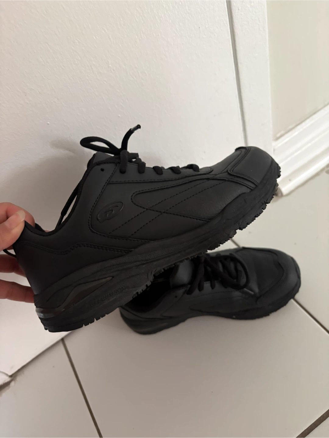 Dr. Scholl's Women's Black Work Sneakers