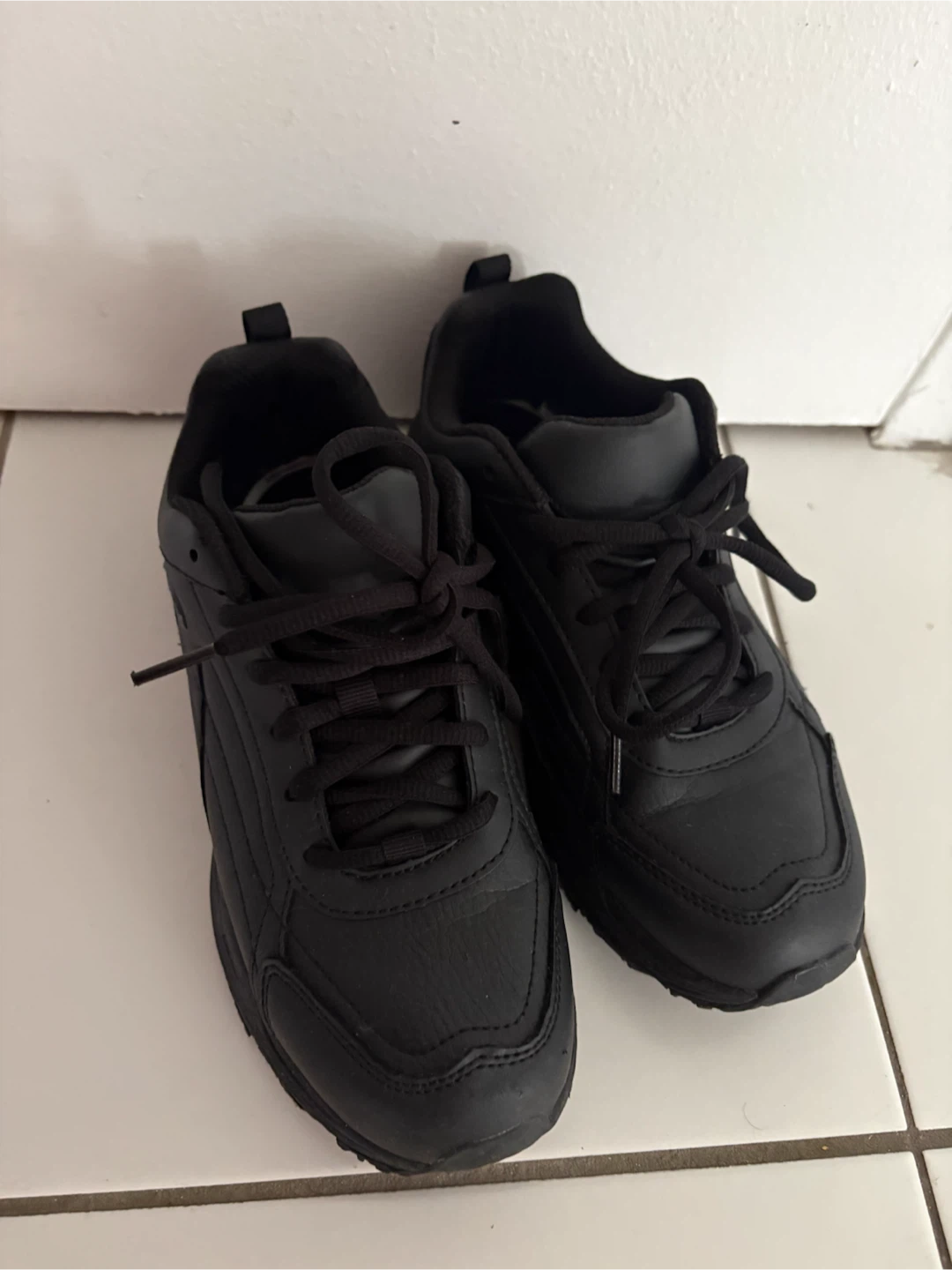 Dr. Scholl's Women's Black Work Sneakers - photo 2