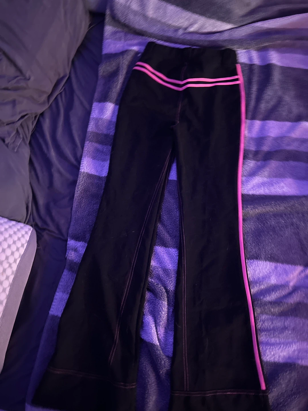 Black flare pants with pink stripe - photo 2
