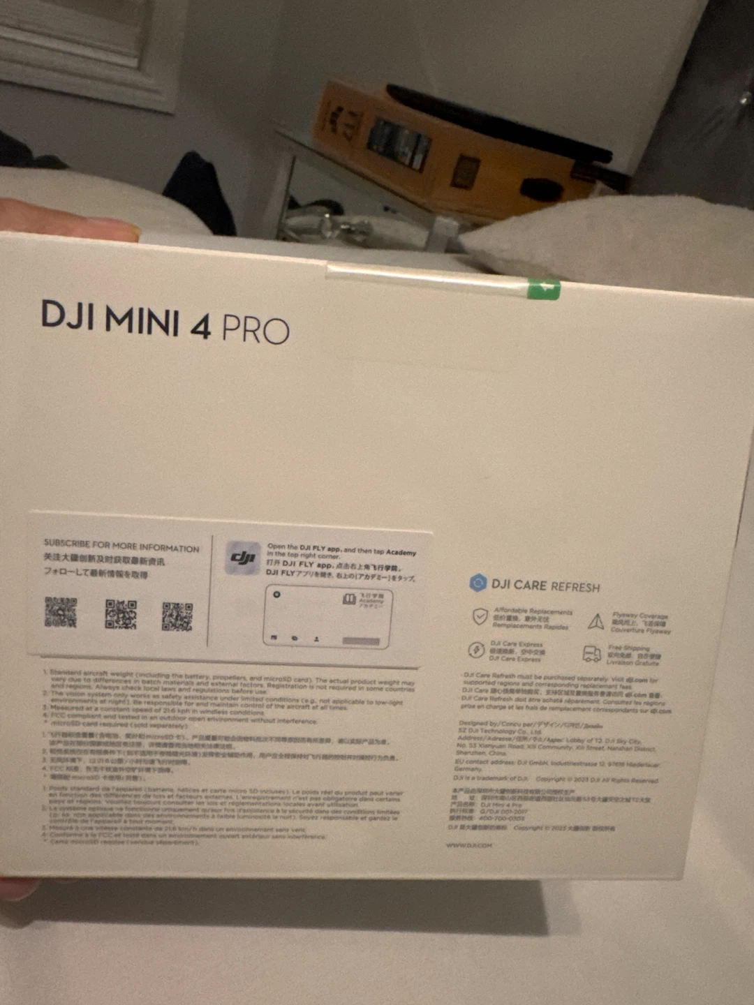 DJI mini 4 pro drone with one extra battery and propeller - photo 2