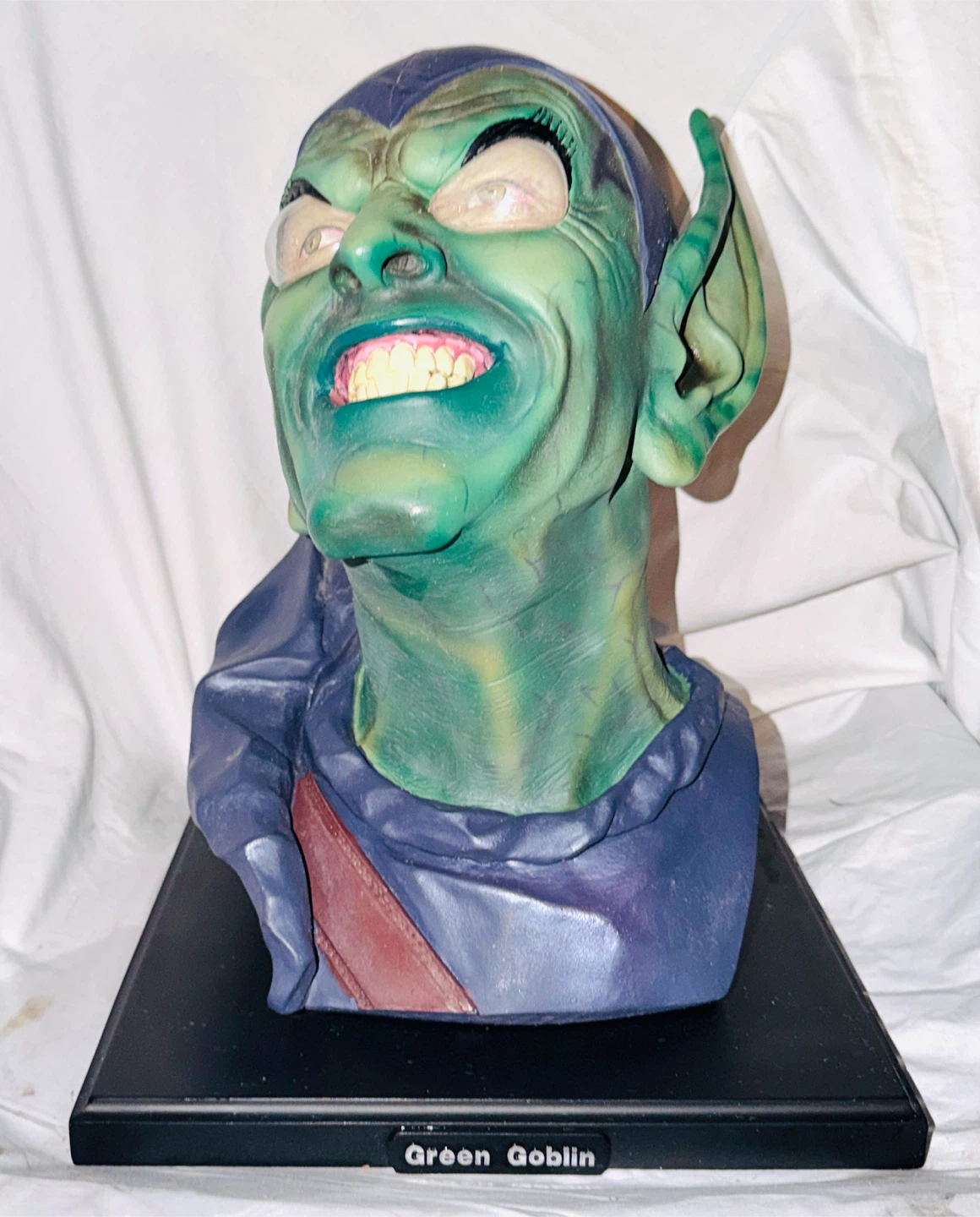 Dynamic Forces Spider-Man Green Goblin Life Size Bust - photo 2